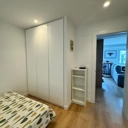 Piso De 2 En Centro, Zona Muy Tranquila Con Playa A 2 Min Andando Apartamento *