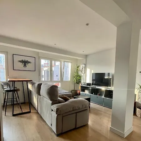 Piso De 2 En Centro, Zona Muy Tranquila Con Playa A 2 Min Andando Апартаменты *